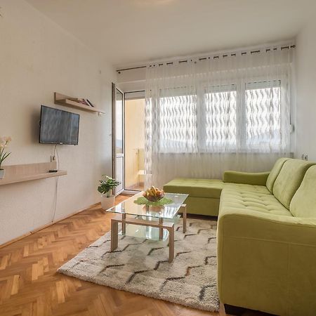 Apartman Andjela Tivat Zewnętrze zdjęcie