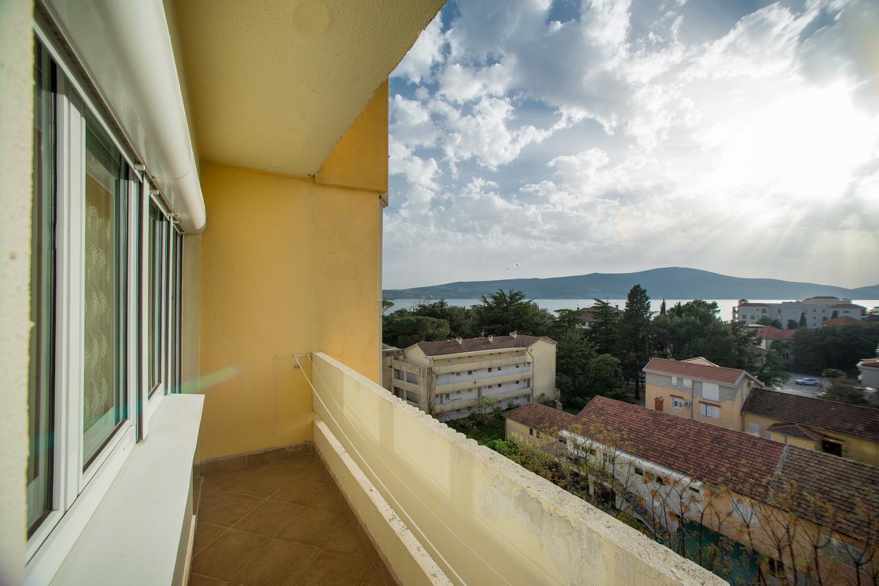 Apartman Andjela Tivat Zewnętrze zdjęcie